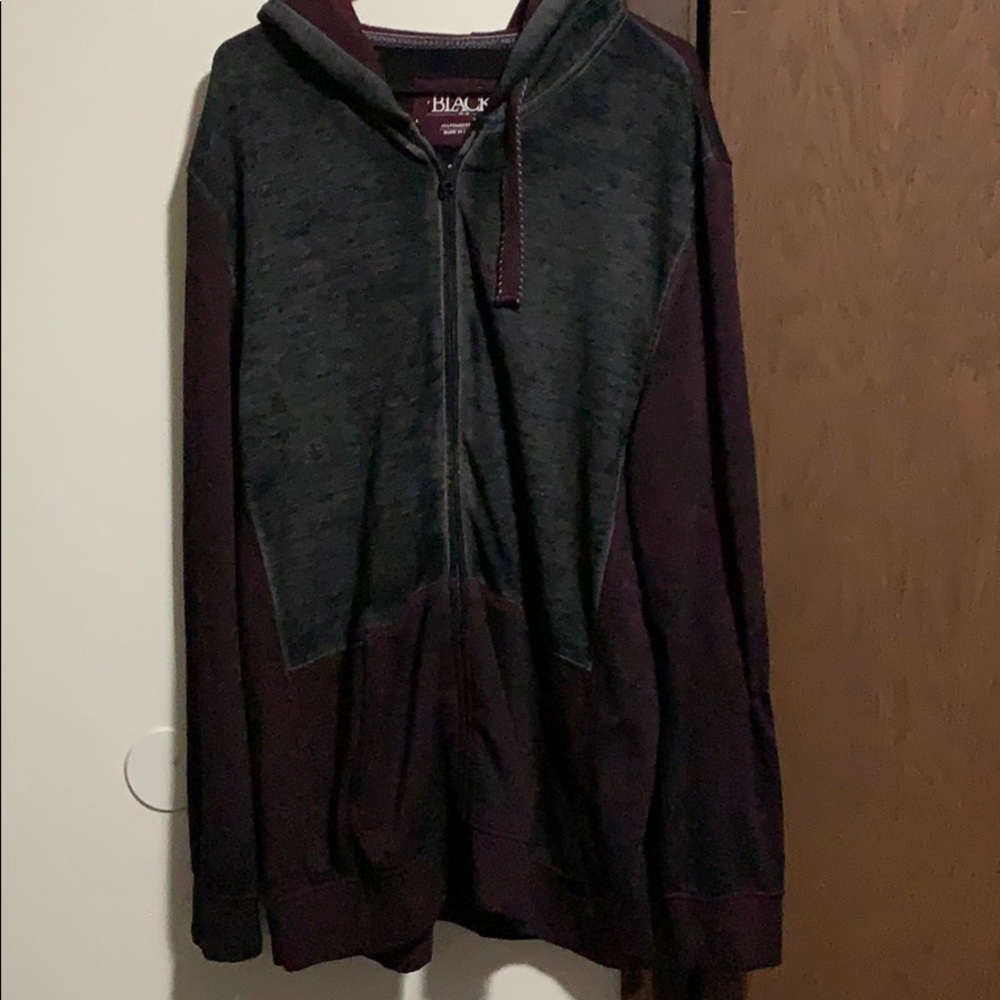 Men’s buckle black zip up sweatshirt